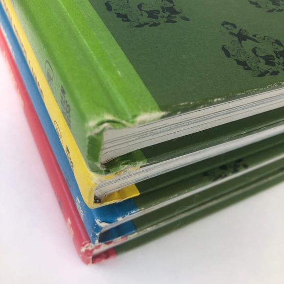 Vintage Disney Books ✨ c.1967 ✨ Set of 4 - Picture 16 of 16